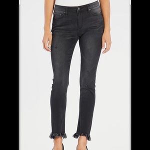 EVIDNT WASHED BLACK STRETCH SKINNY JEANS W RAW HEM